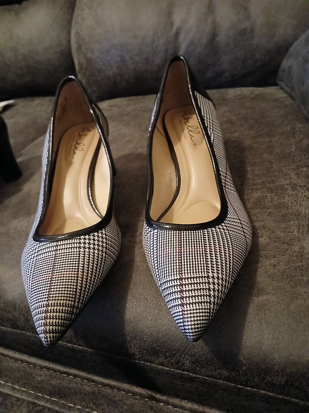 Abella Black and White Houndstooth Pointed Pumps PLaid New Size 8